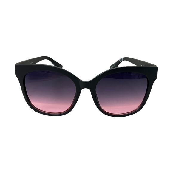 Quay Australia It\'s My Way Sunglasses Matte Black Pink Fade main image 4